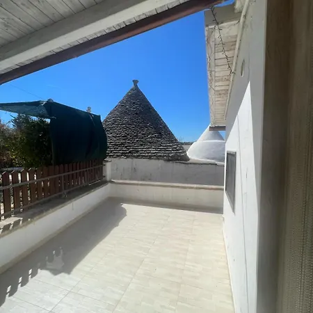 Trullo House * Locorotondo